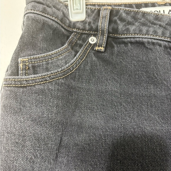 ROLLA'S Classic Flare Crop in Shadow.  Charcoal Washed Black Denim. Raw Hem. - Picture 3 of 11